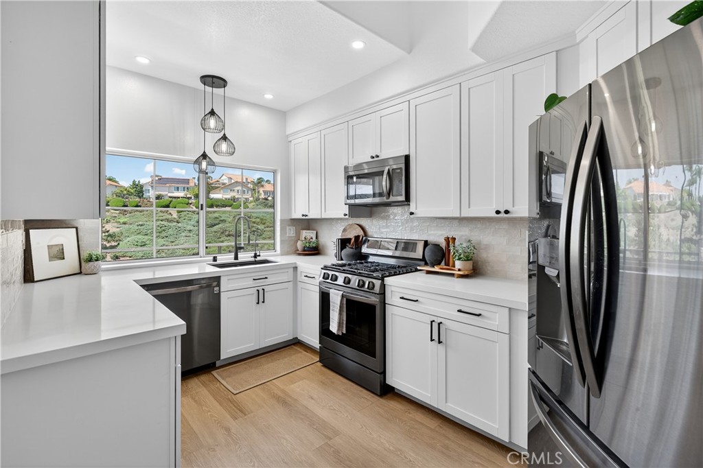 24515 El Sorrento