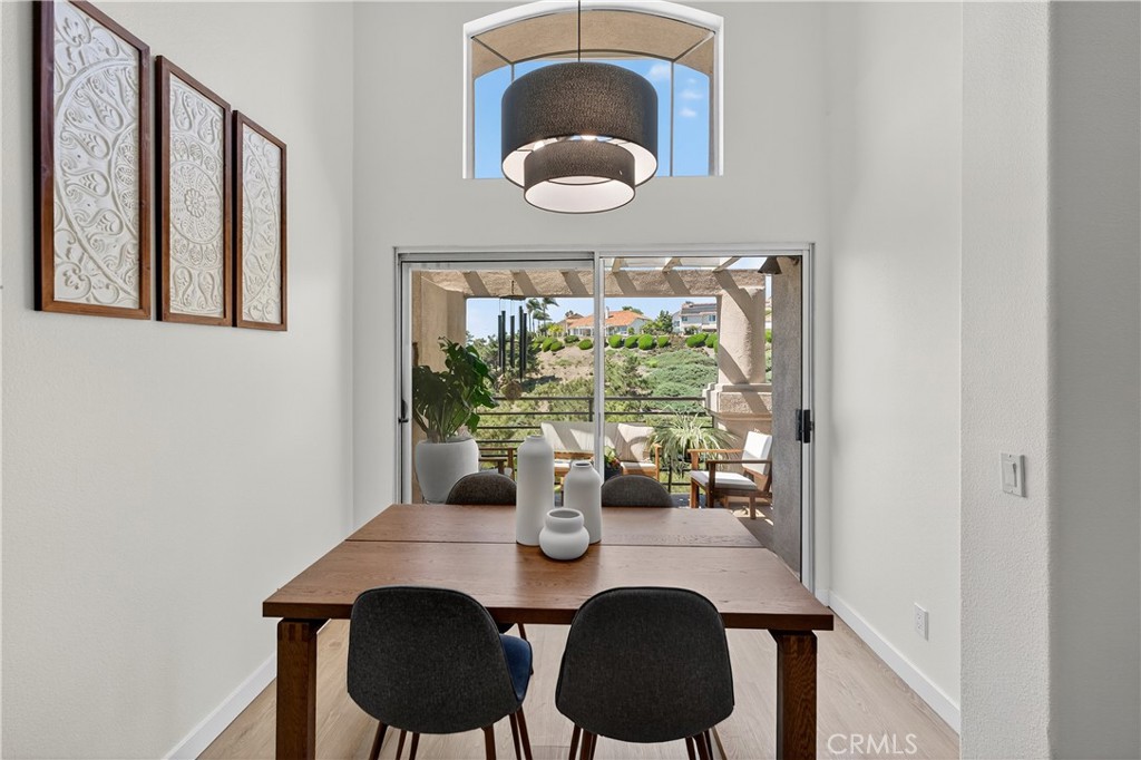 24515 El Sorrento
