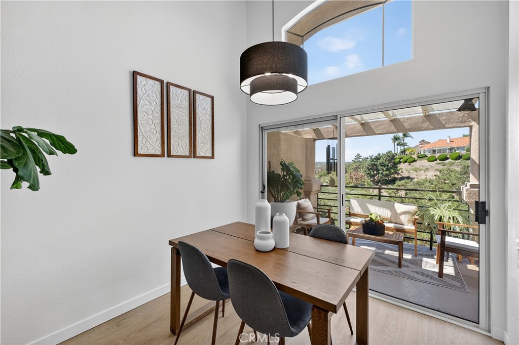 24515 El Sorrento