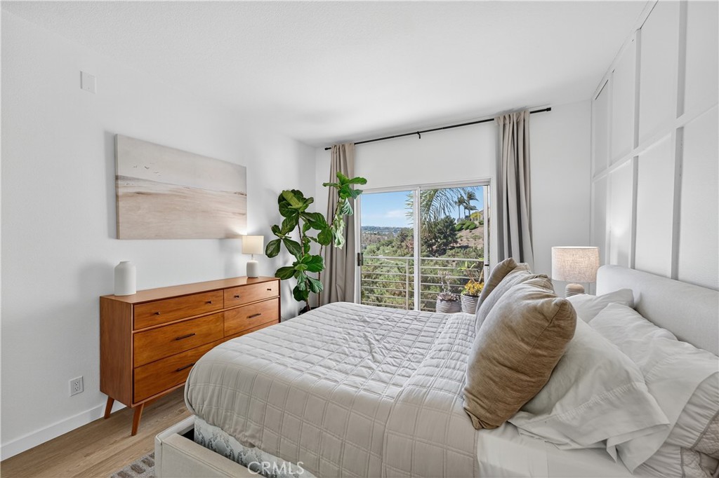 24515 El Sorrento