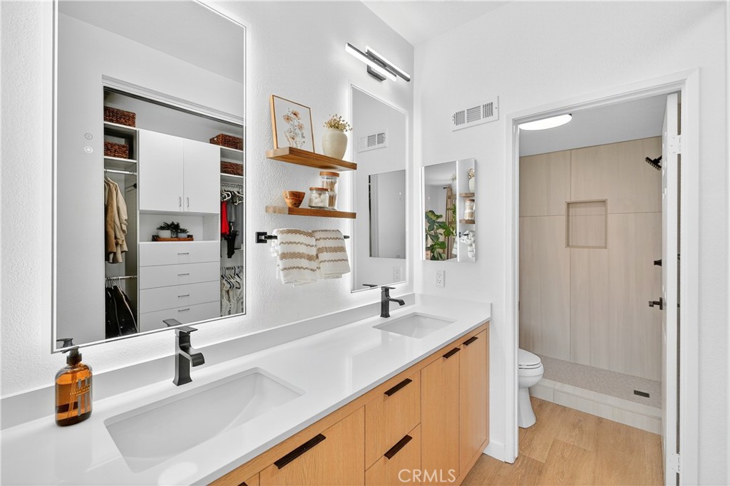 24515 El Sorrento