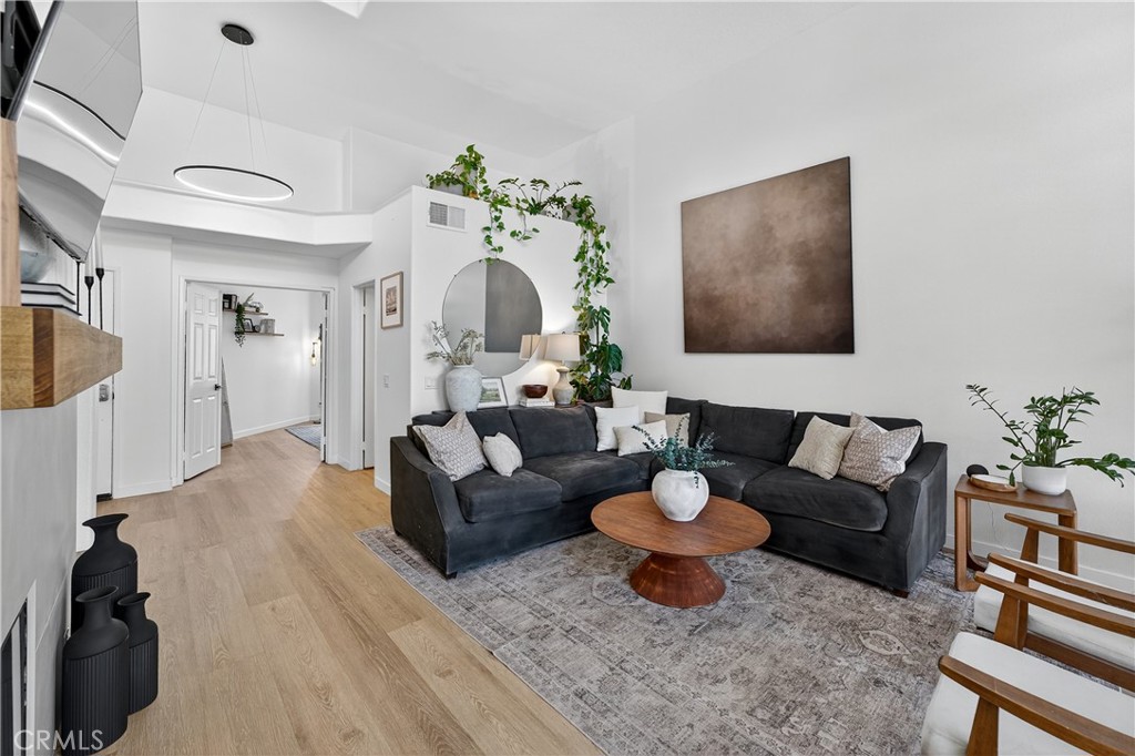 24515 El Sorrento