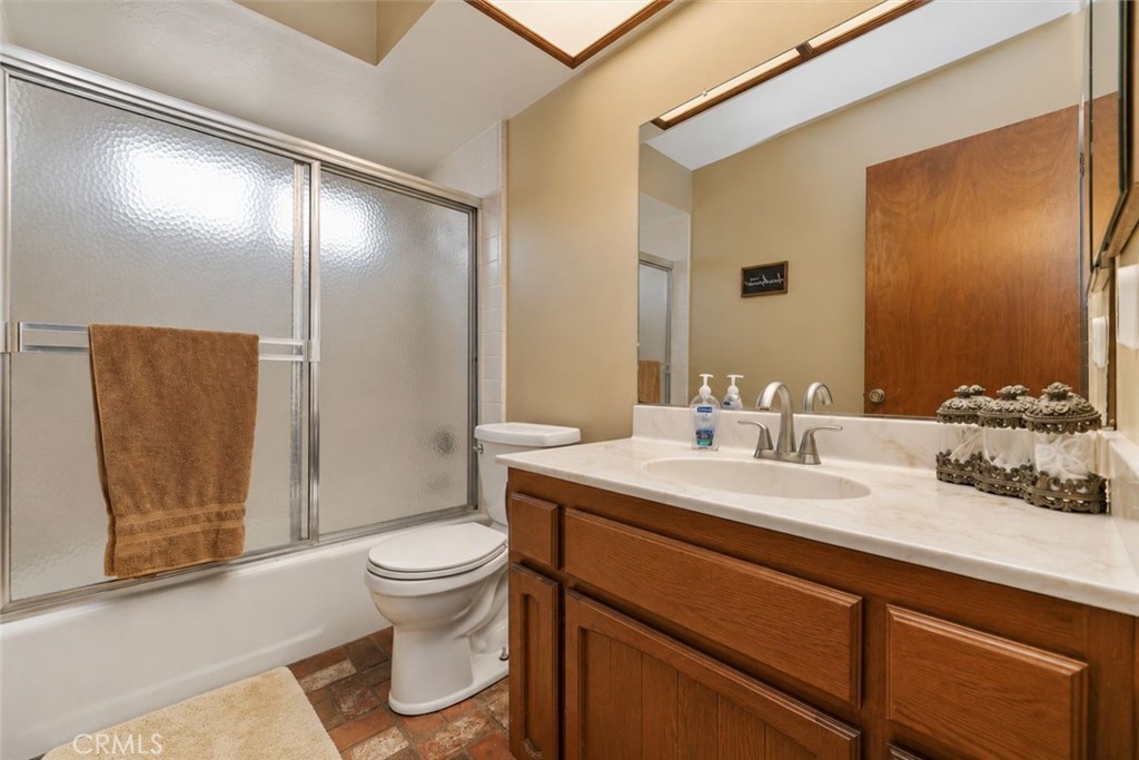 34407 Fairview Dr