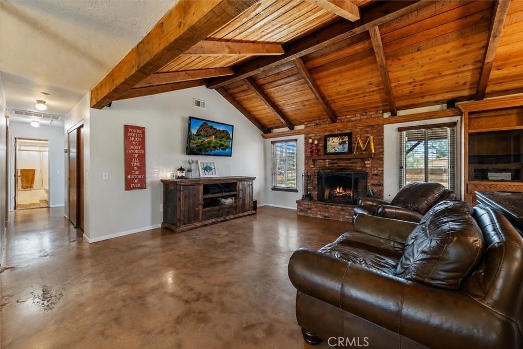 34407 Fairview Dr