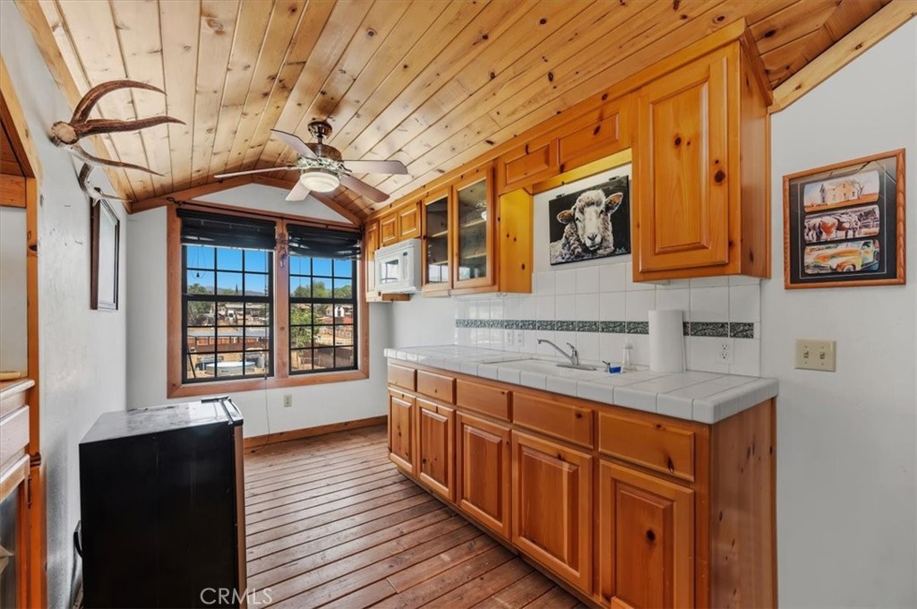 34407 Fairview Dr