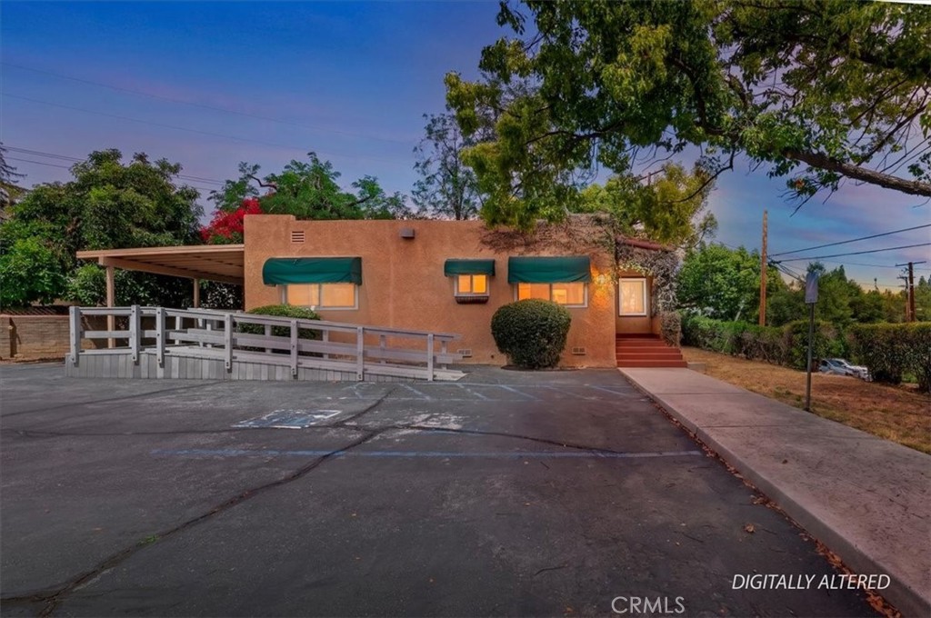 521 W Citrus