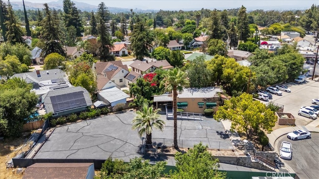 521 W Citrus