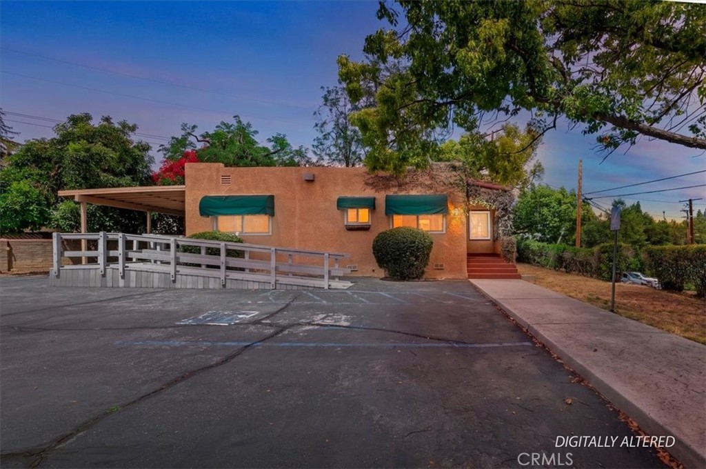 521 W Citrus