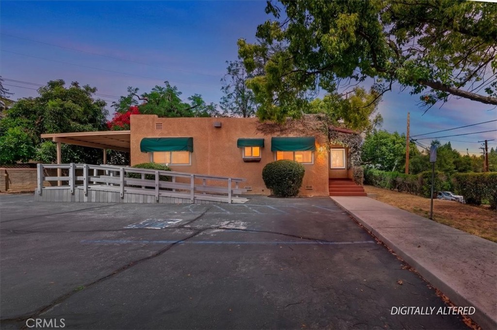 521 W Citrus