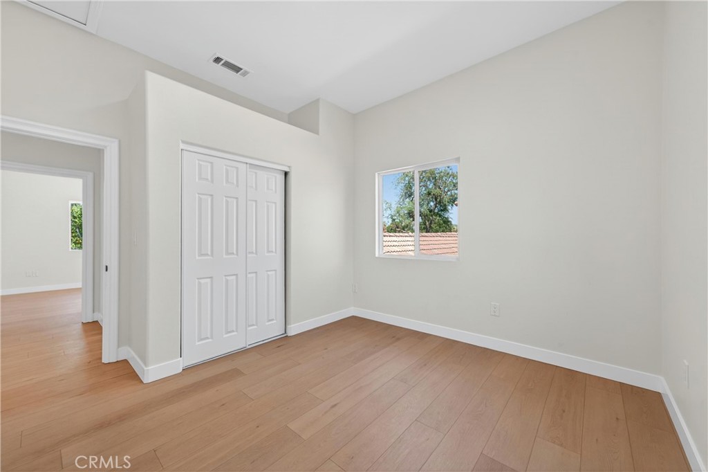 760 N Huntington