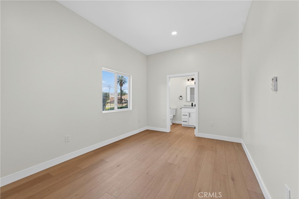 760 N Huntington