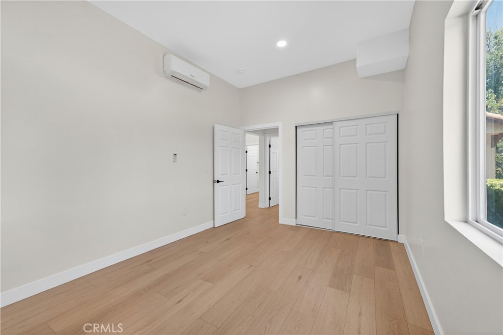 760 N Huntington