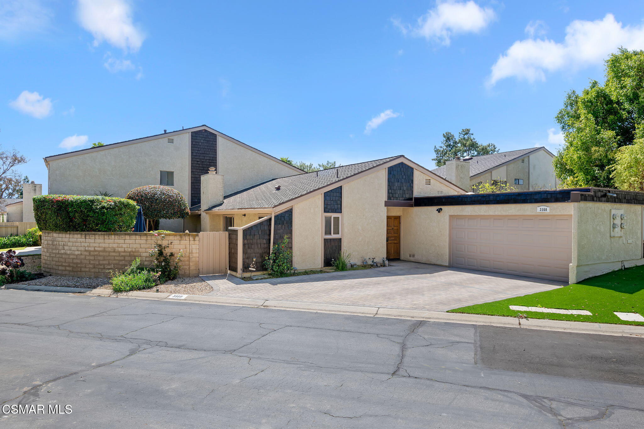 3160 Boxwood Circle