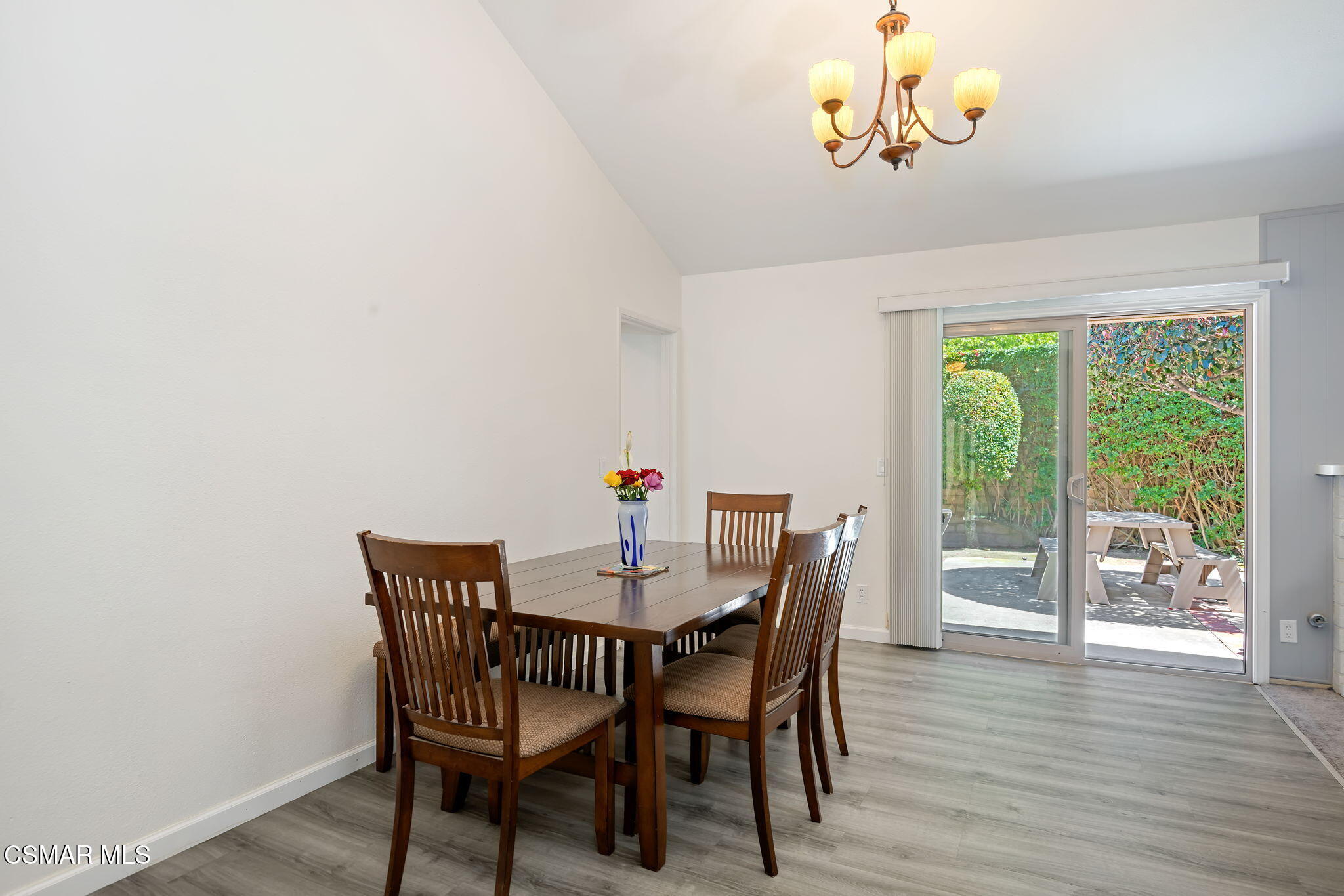 3160 Boxwood Circle