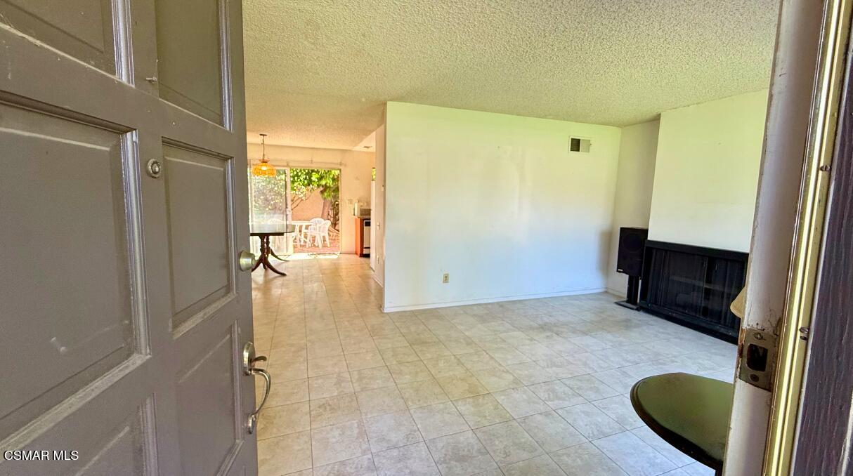 7550 Corbin Avenue, 6