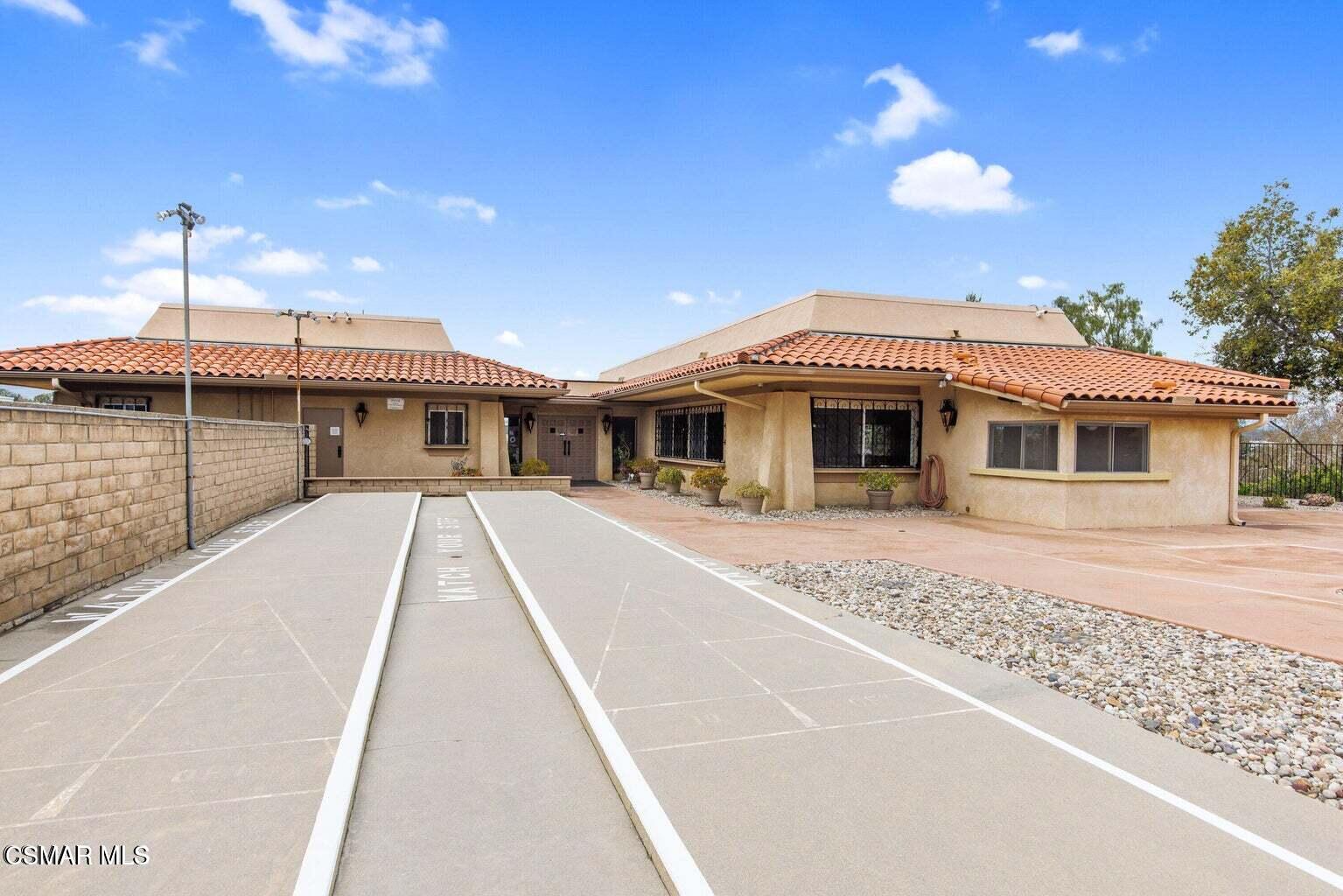 99 Jeannine Court, 99