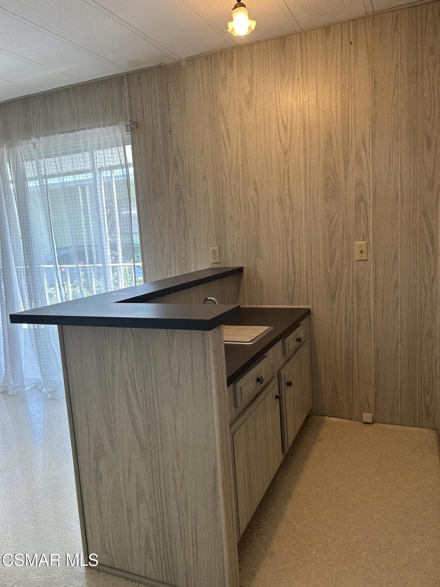 99 Jeannine Court, 99