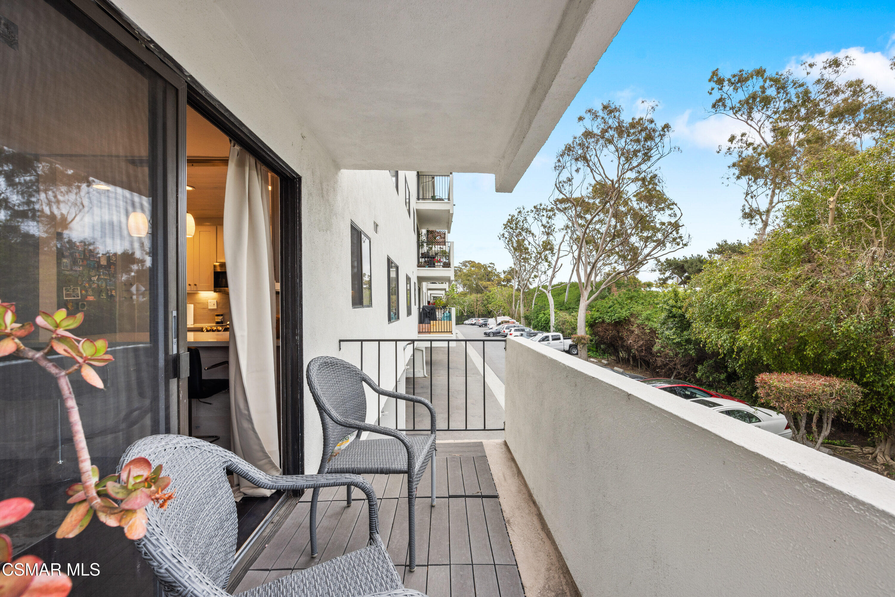 5000 S Centinela Avenue, 109