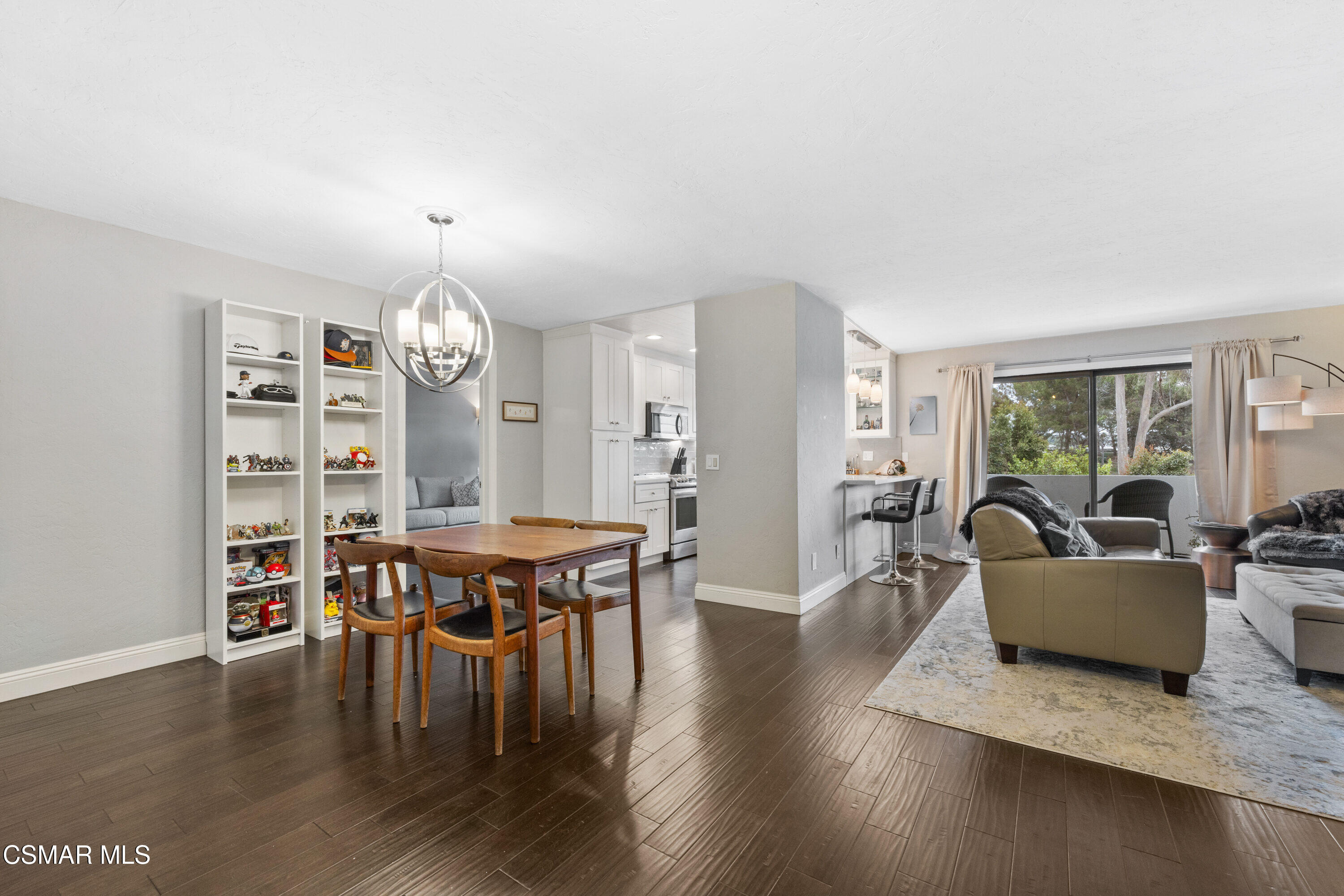 5000 S Centinela Avenue, 109