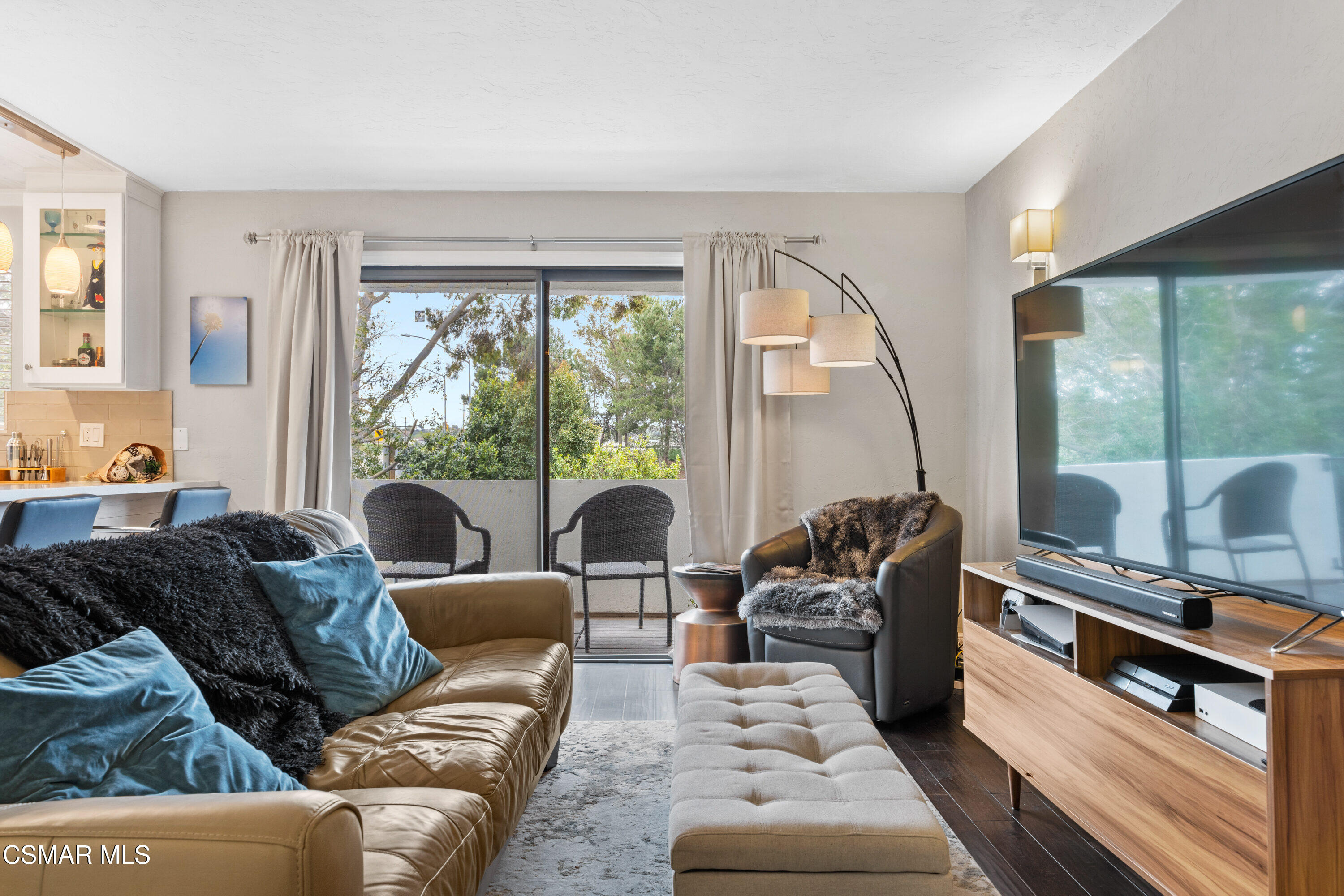 5000 S Centinela Avenue, 109