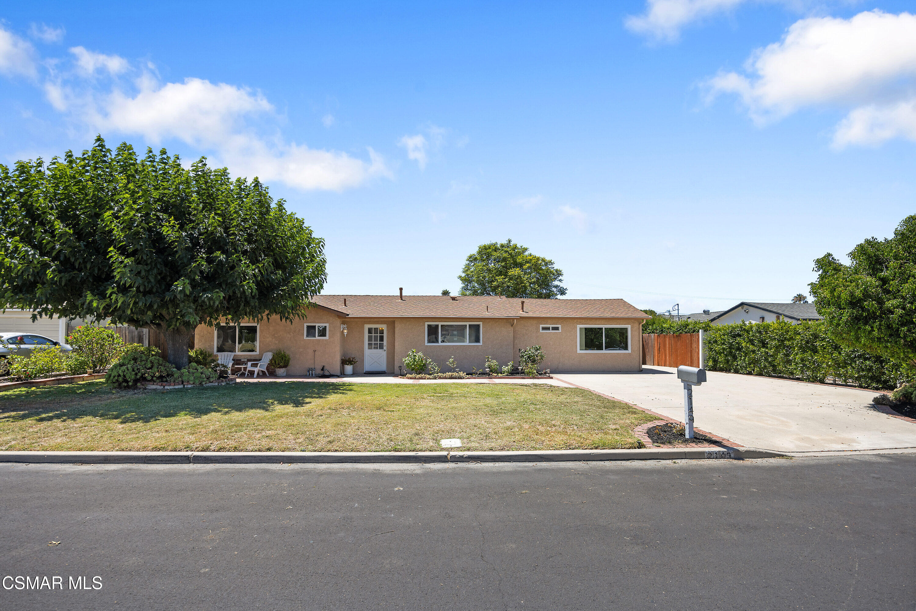 2149 Calle Camelia