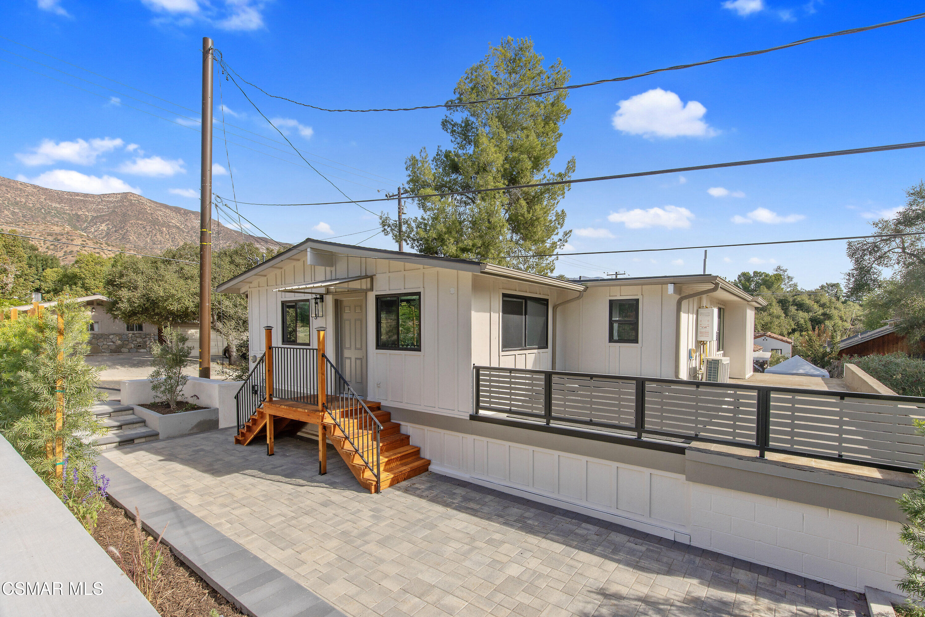 313 Raymond Street
