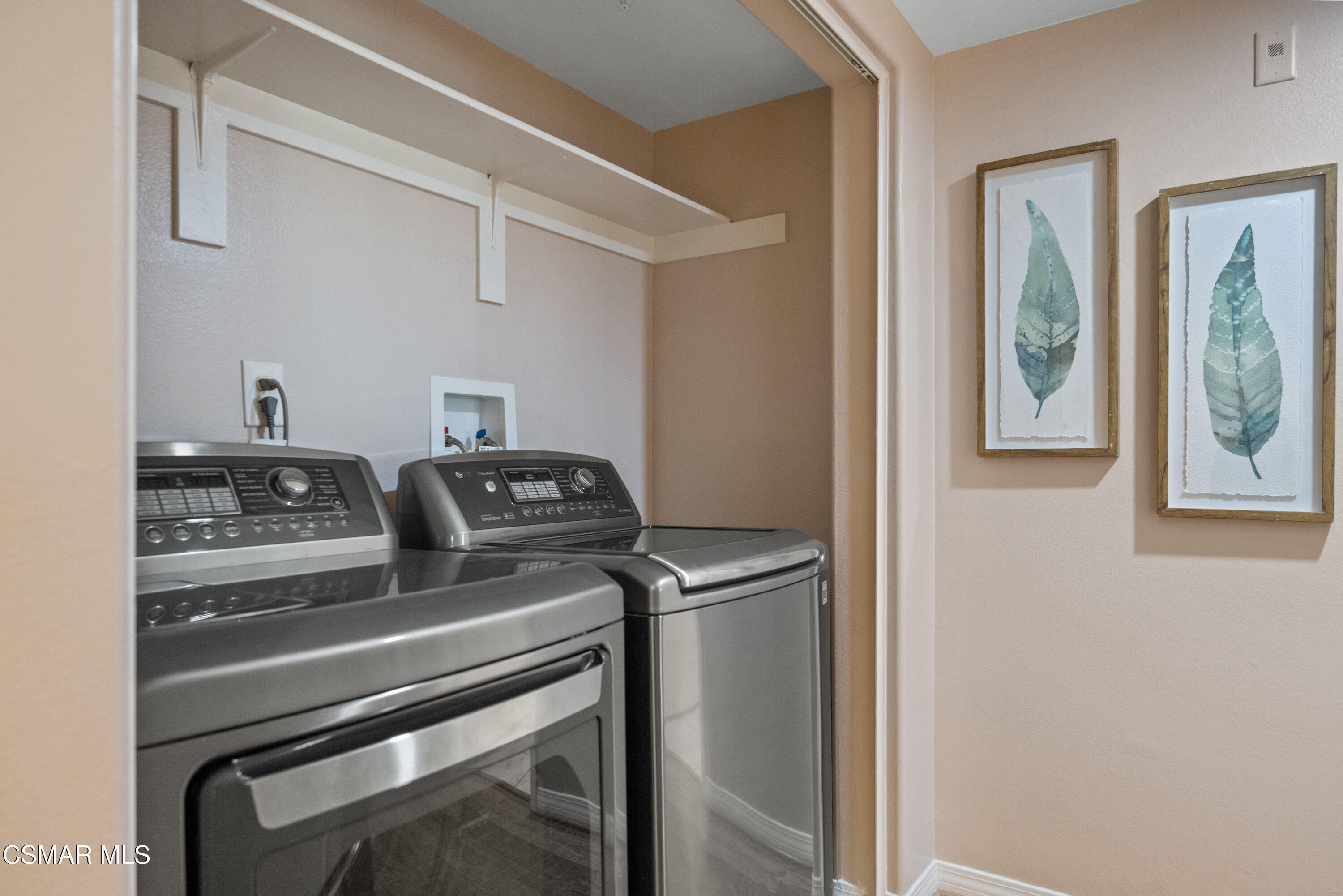 17735 Kinzie Street, 315