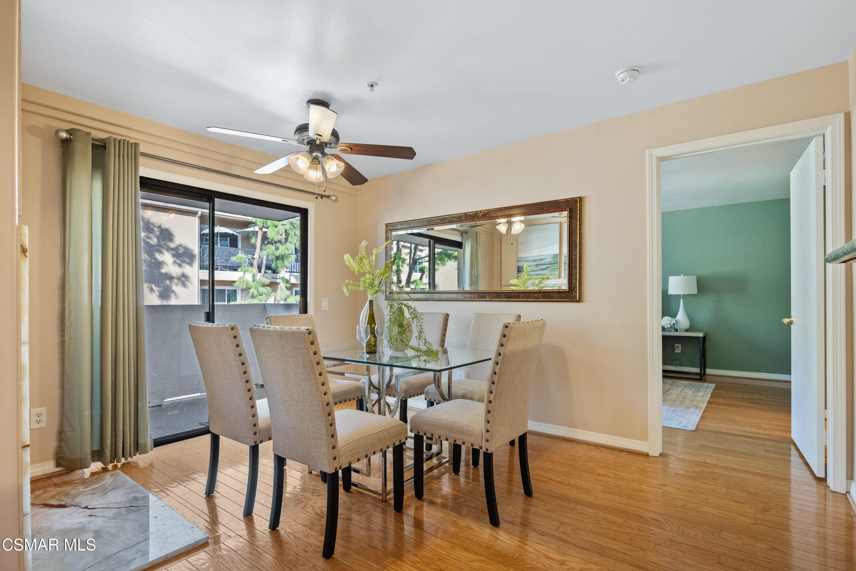 17735 Kinzie Street, 315