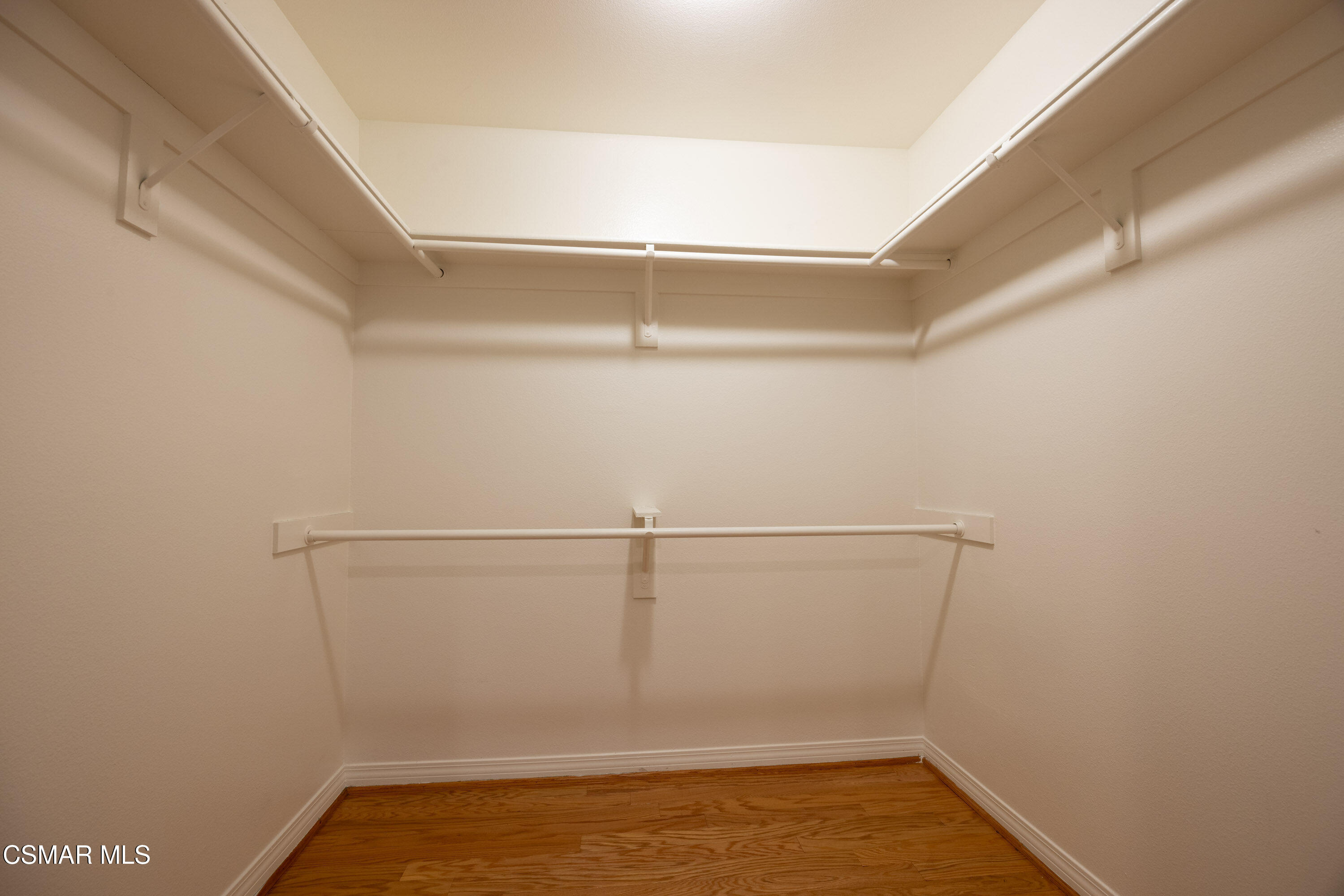 17735 Kinzie Street, 315