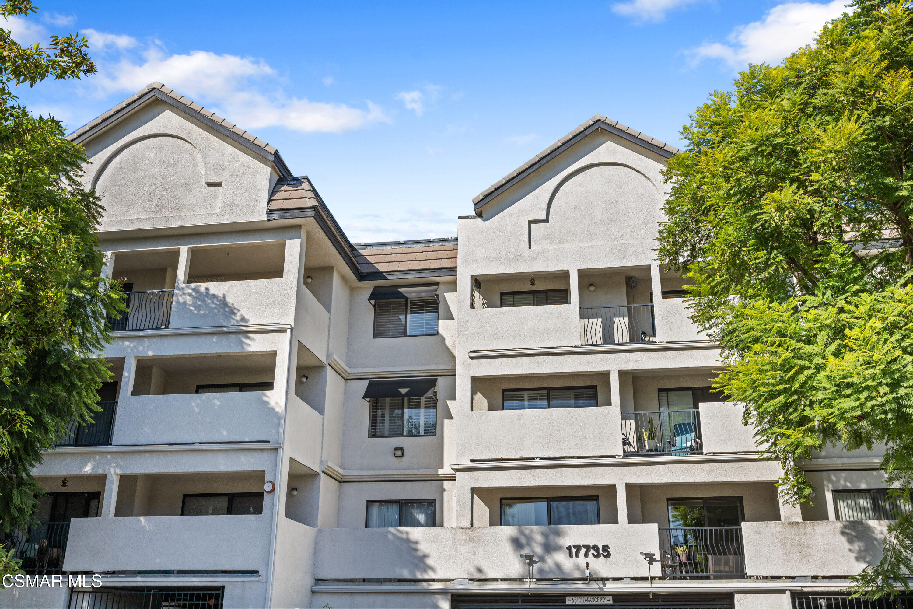 17735 Kinzie Street, 315