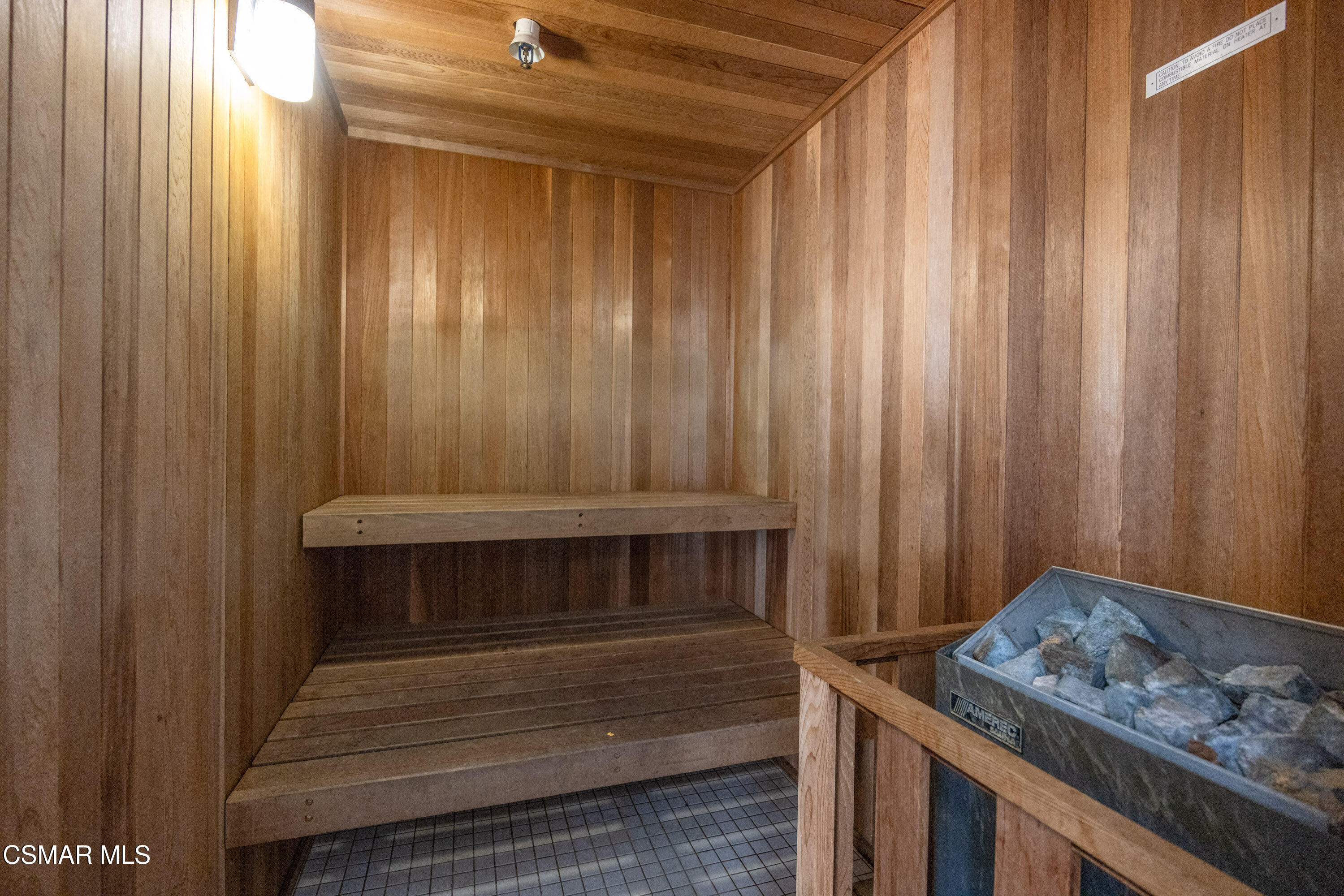 17735 Kinzie Street, 315