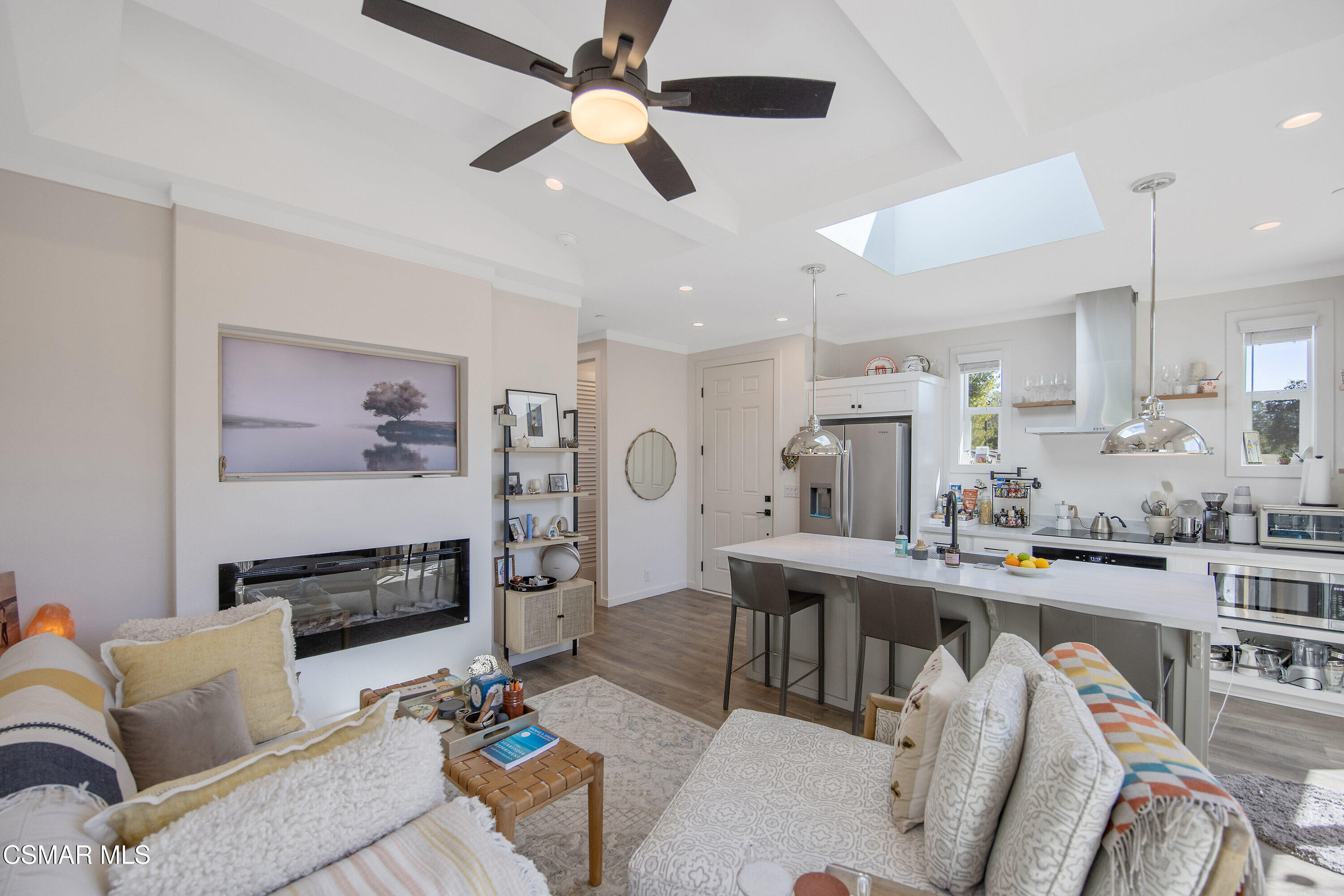 313 Raymond Street, B