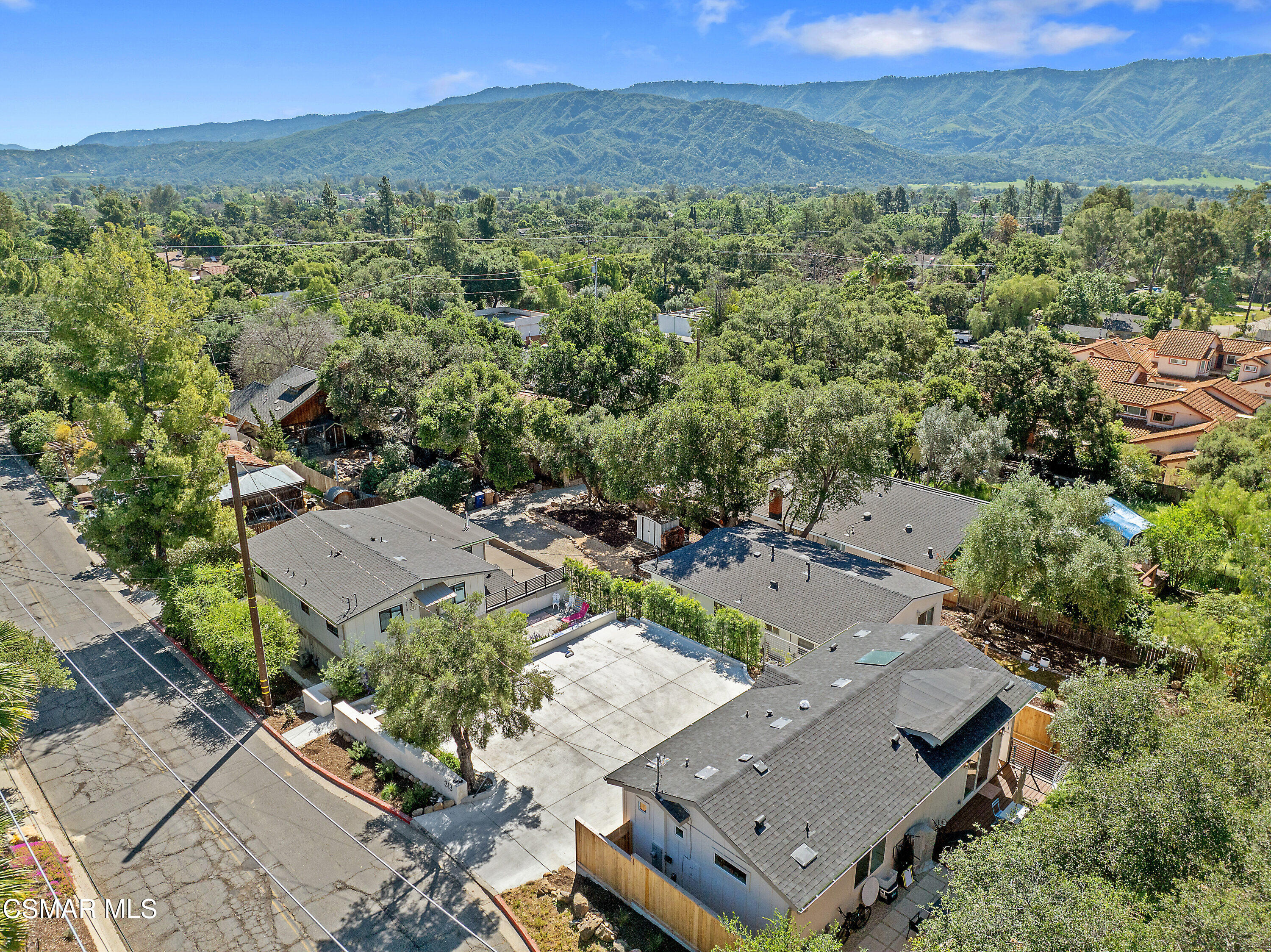 313 Raymond Street, B