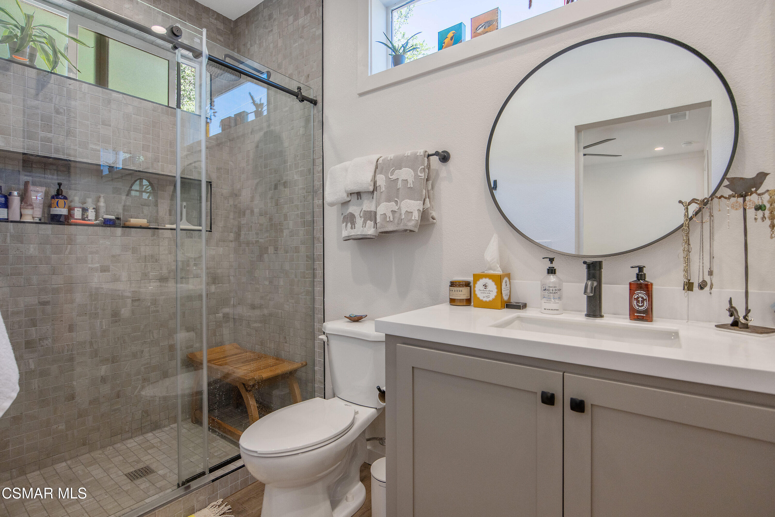 313 Raymond Street, B