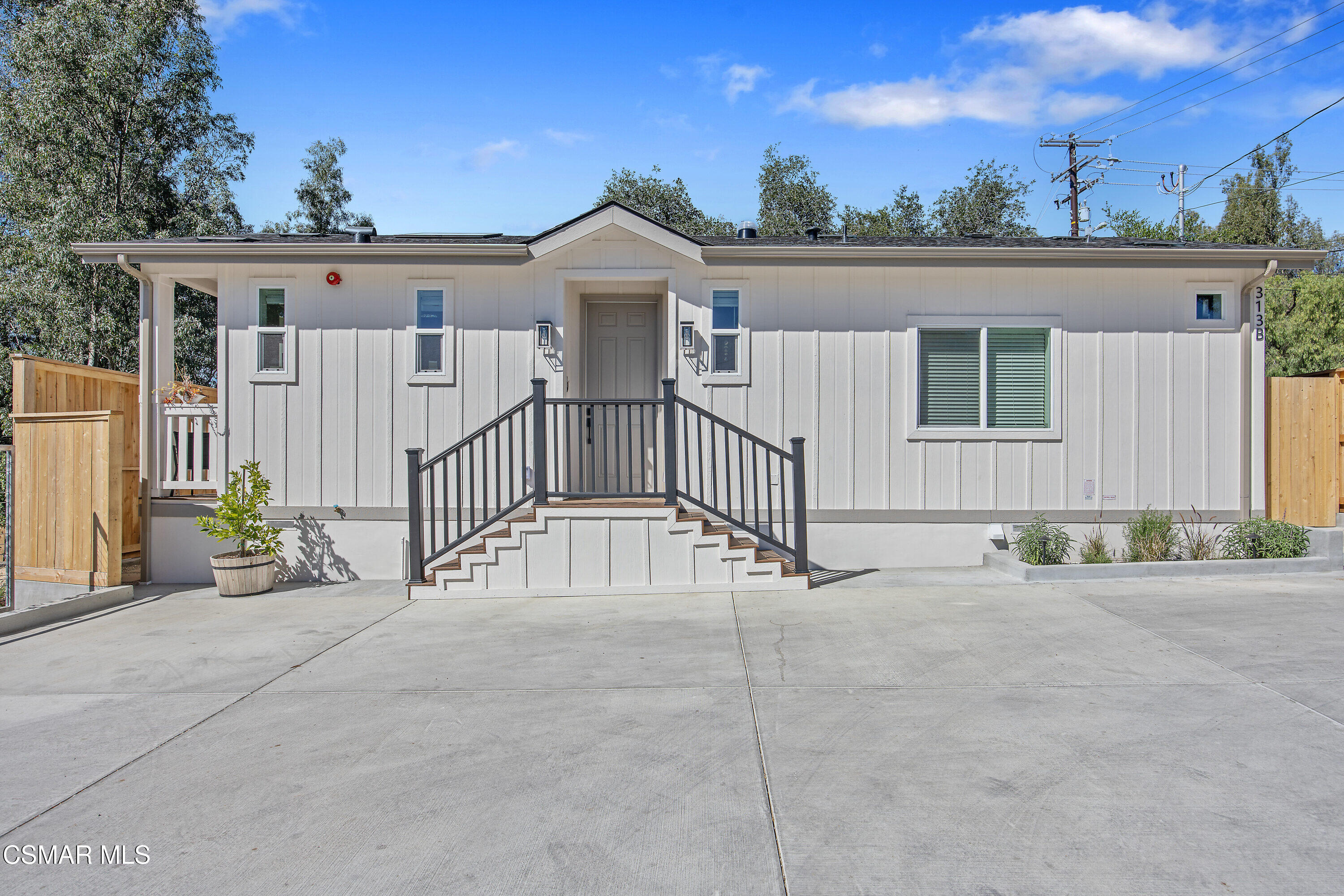 313 Raymond Street, B