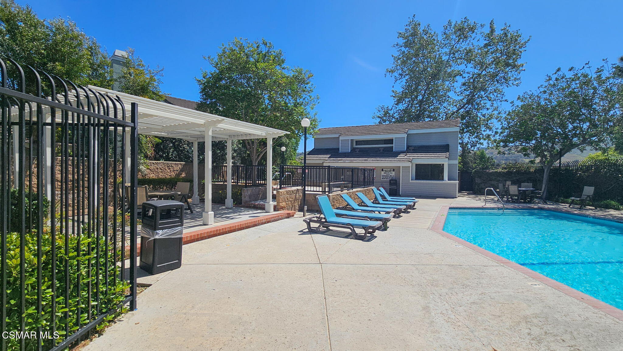 12418 Sunnyglen Drive