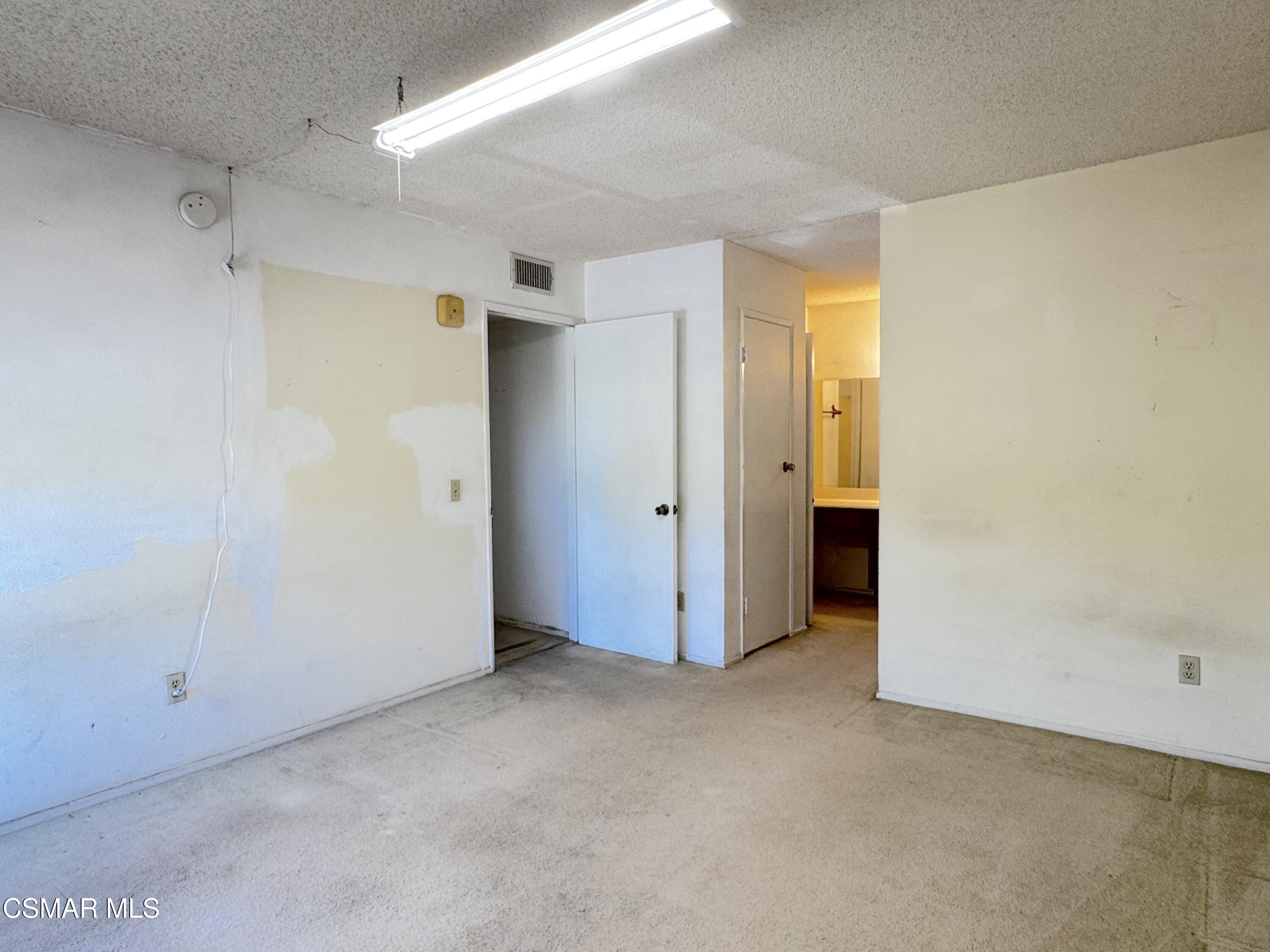 10331 Lindley Avenue, 132