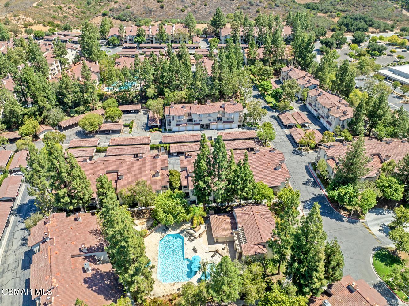 5837 Oak Bend Lane, 310