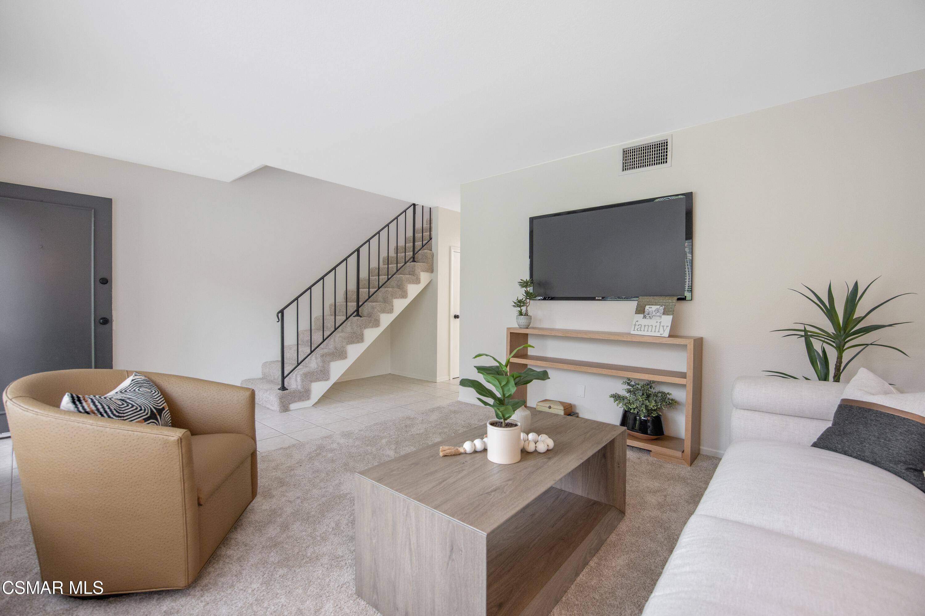2664 La Paloma Circle