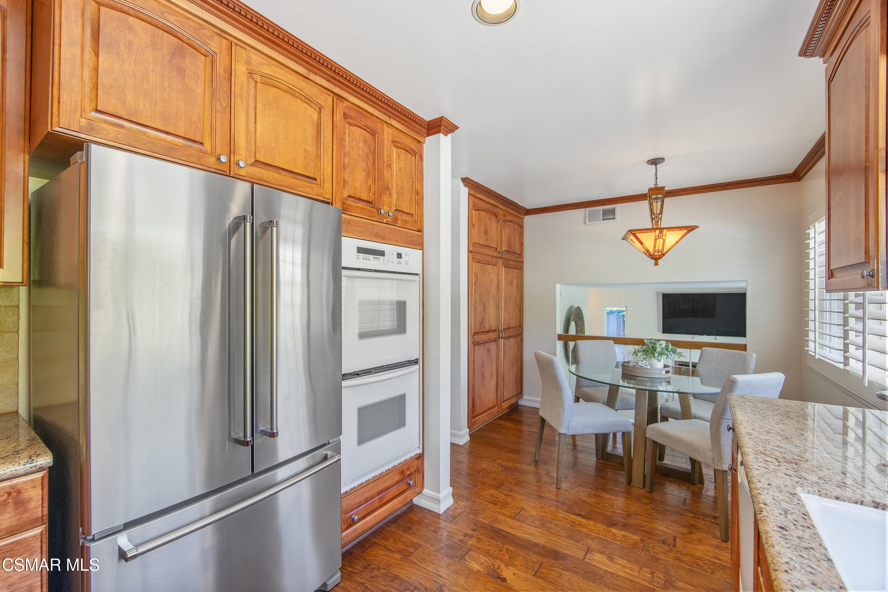 1043 Chatham Court