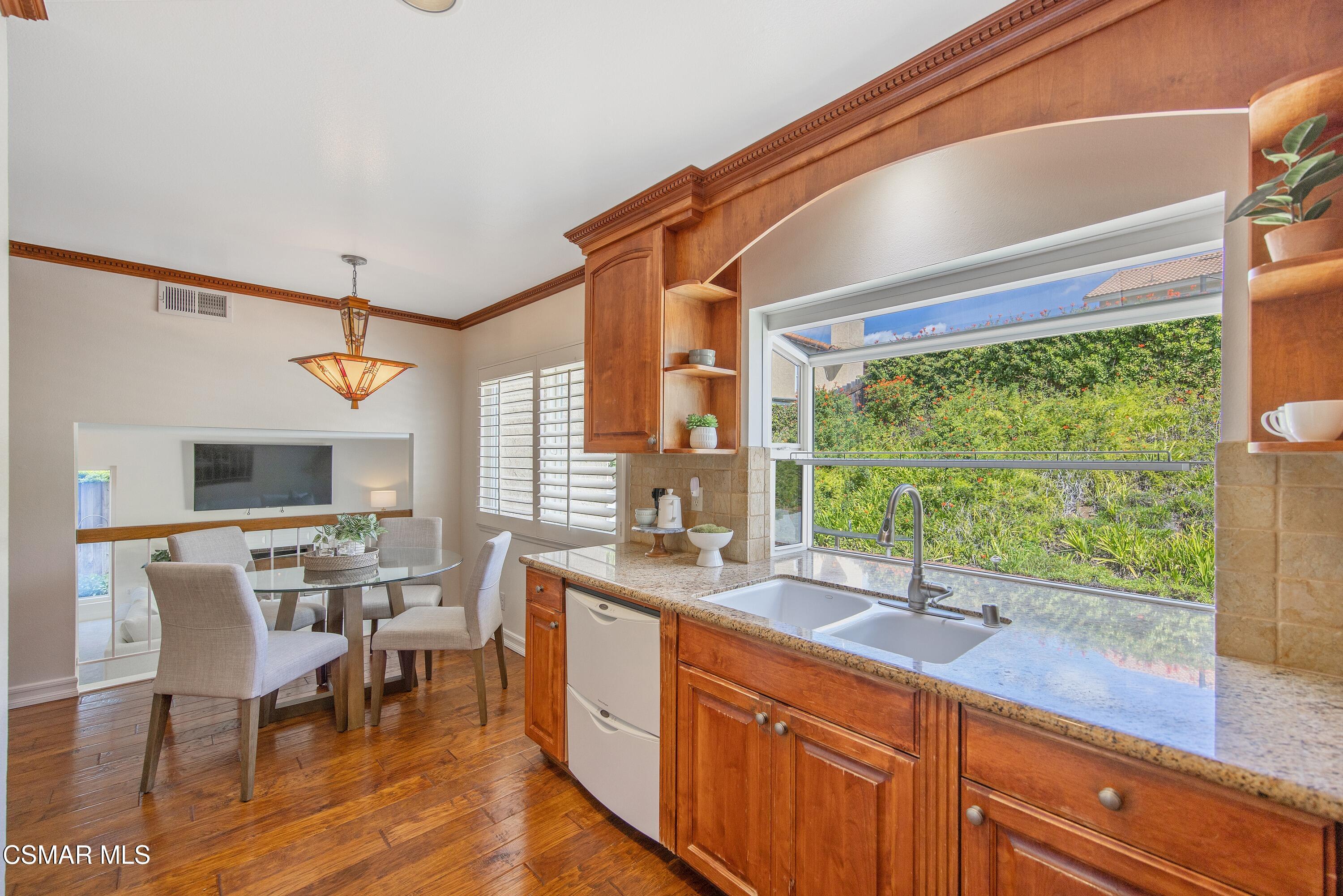 1043 Chatham Court