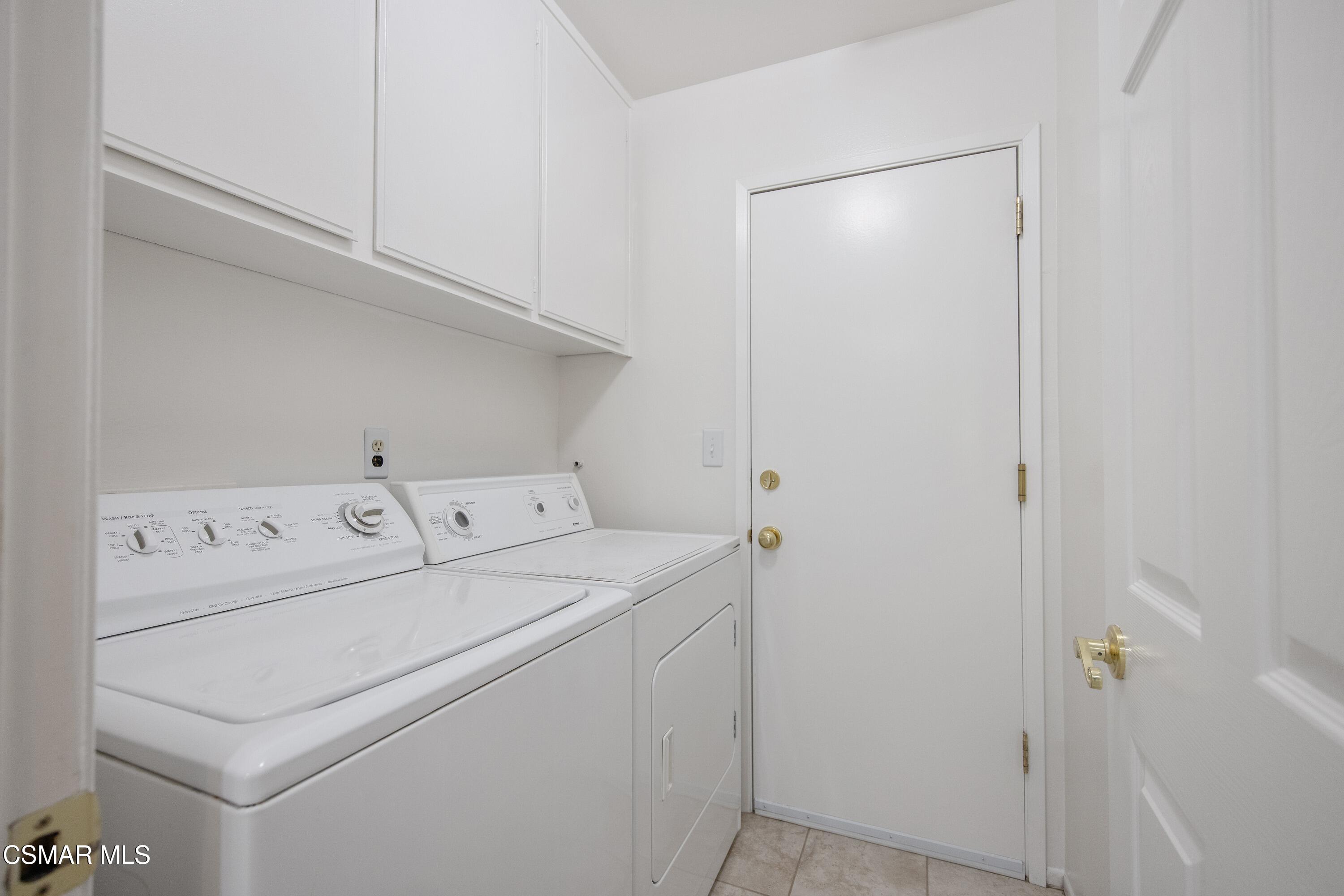 1043 Chatham Court