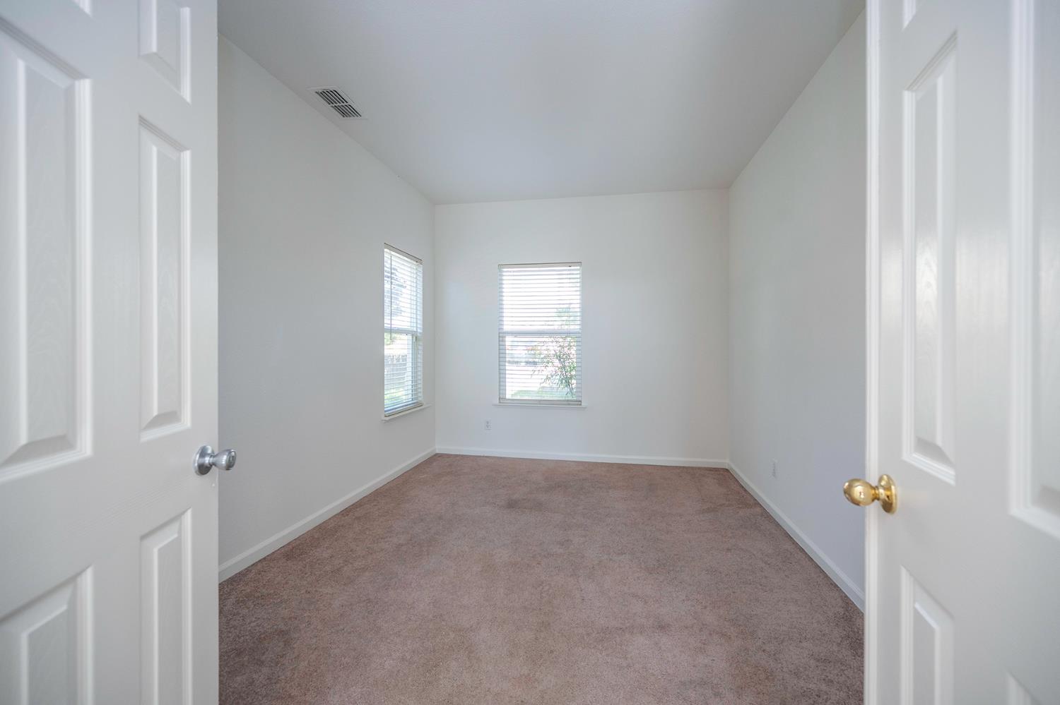 2605 Chesapeake Bay Circle