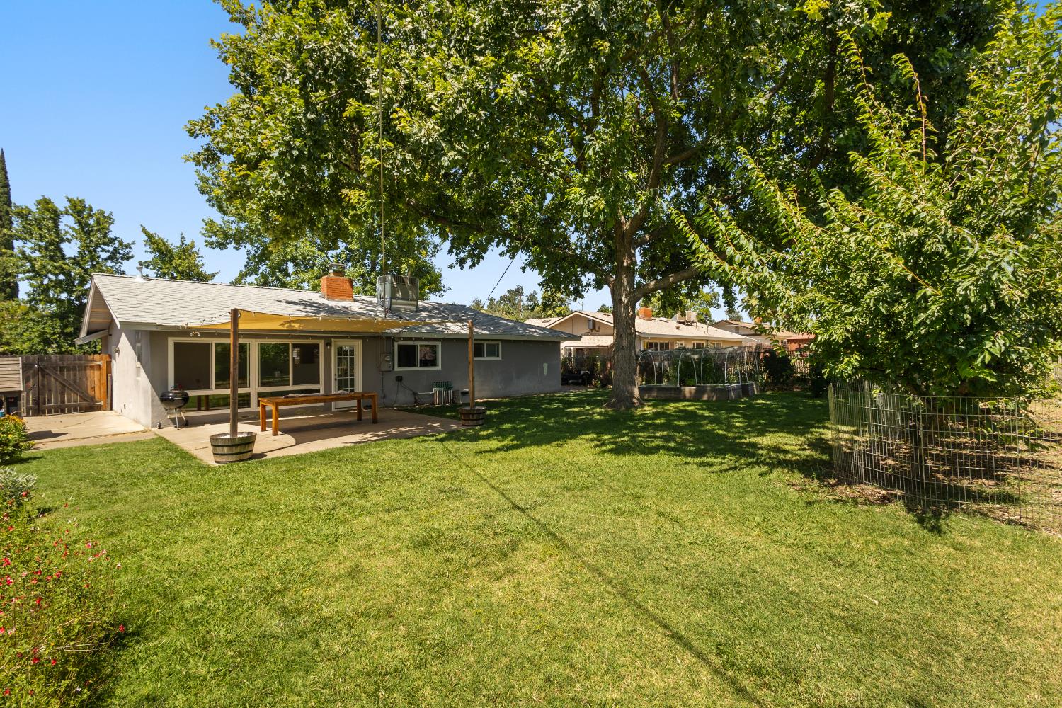 7432 Rollingwood Boulevard