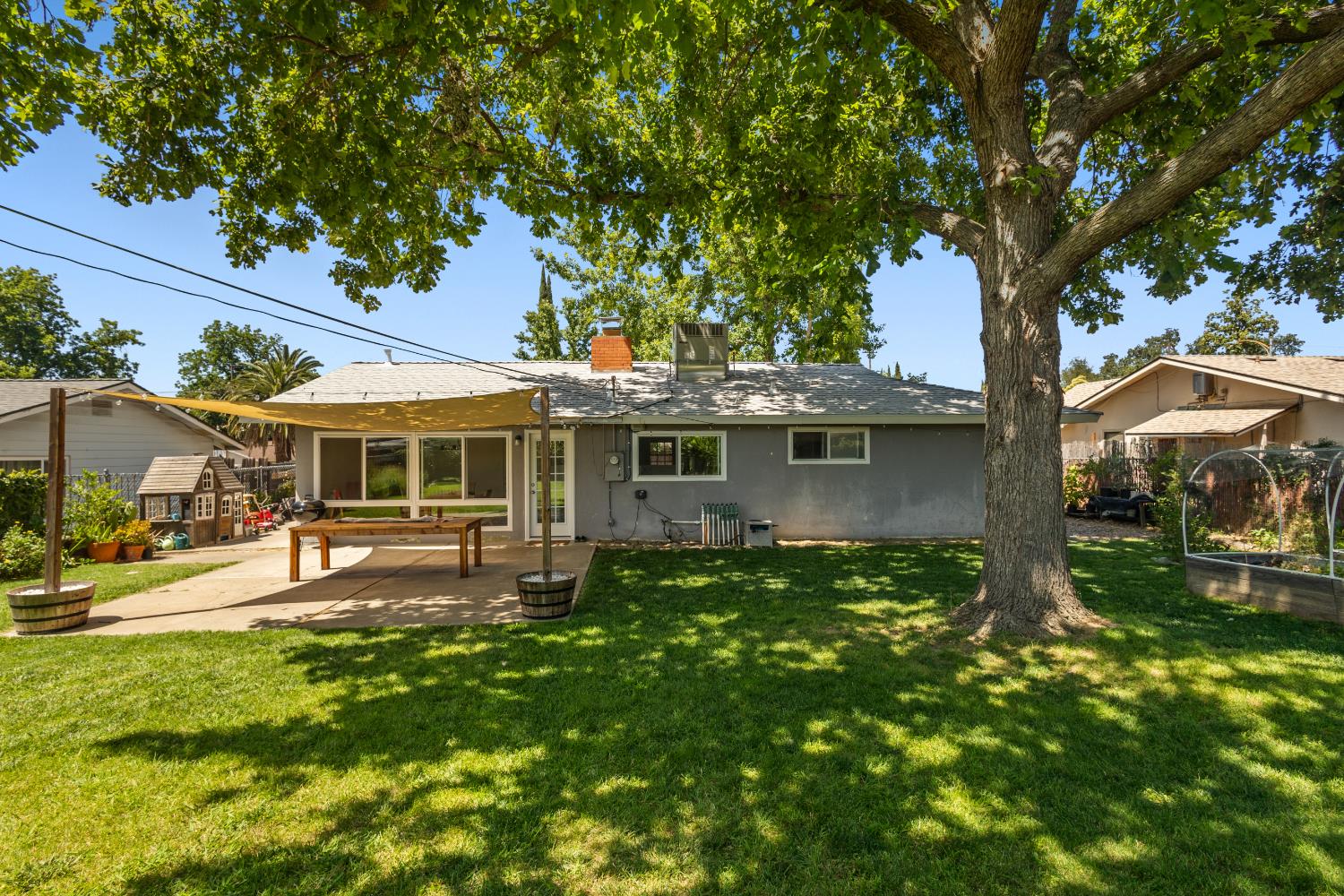 7432 Rollingwood Boulevard