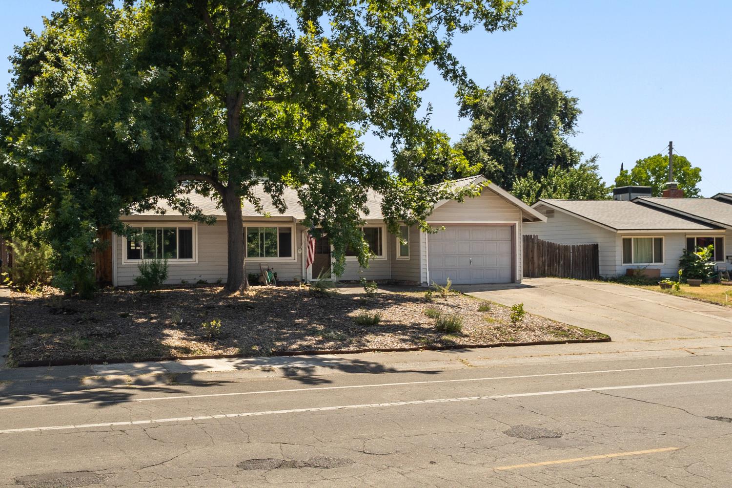 7432 Rollingwood Boulevard