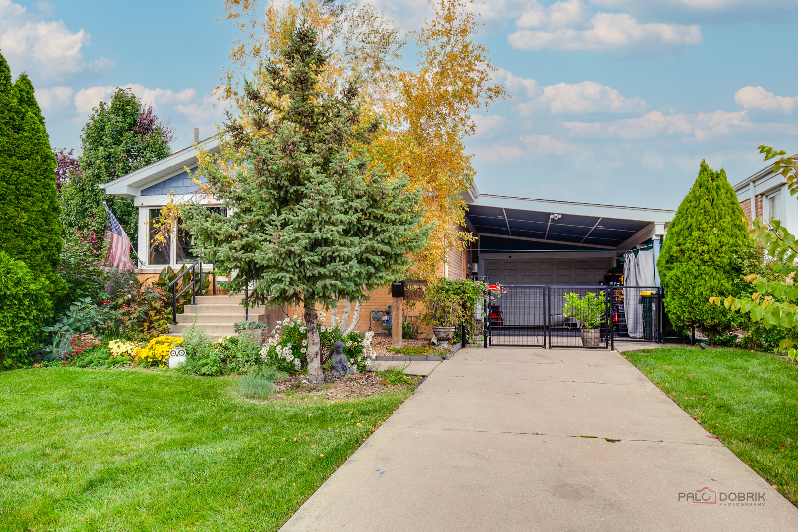 8252 FULLERTON Avenue