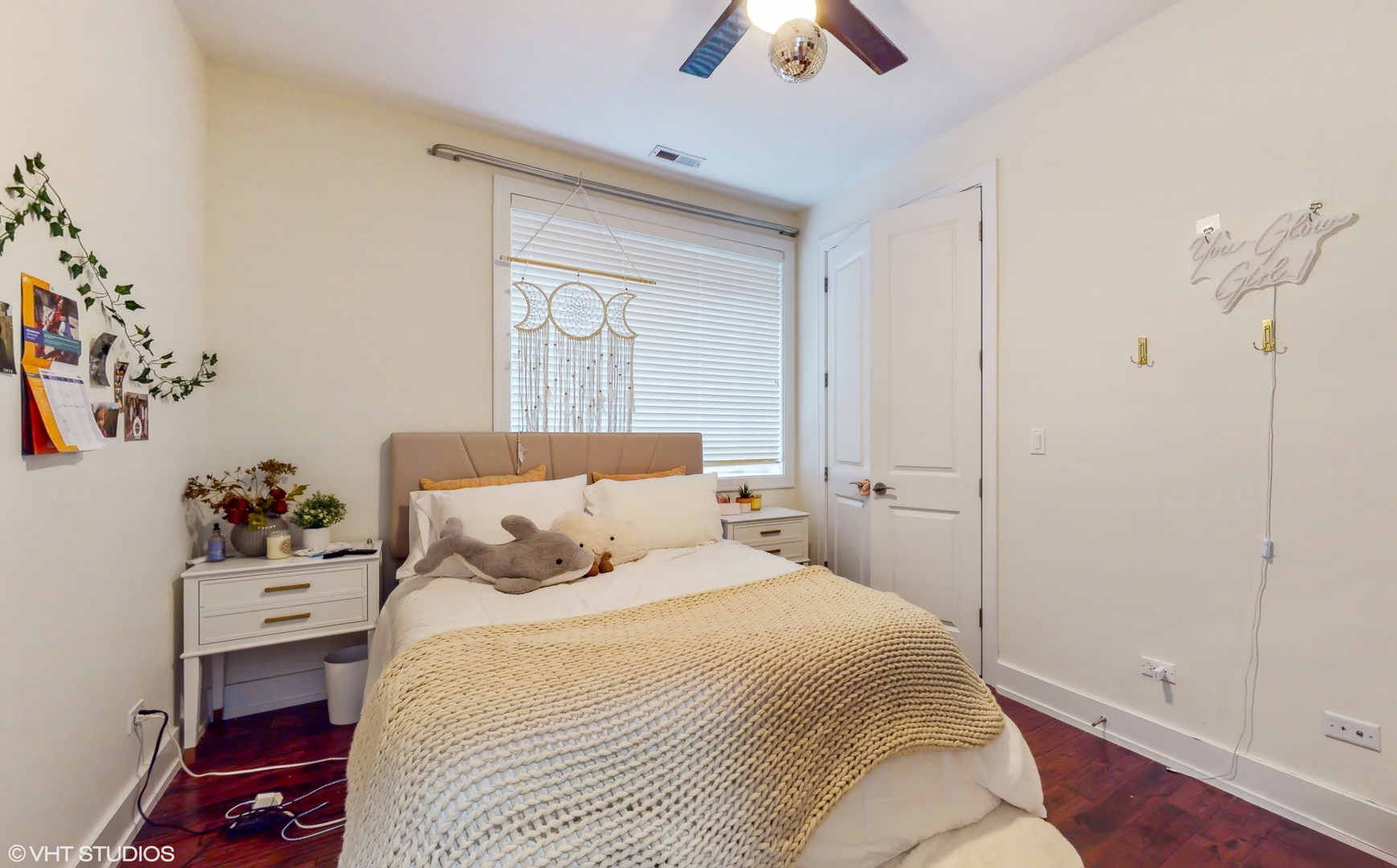 2312 W Belmont Avenue Unit: 3W