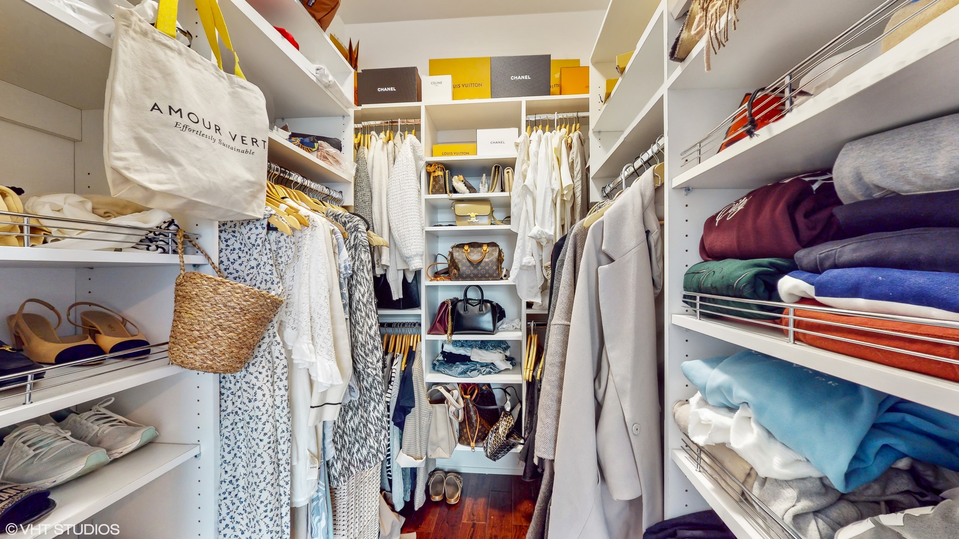 2312 W Belmont Avenue Unit: 3W