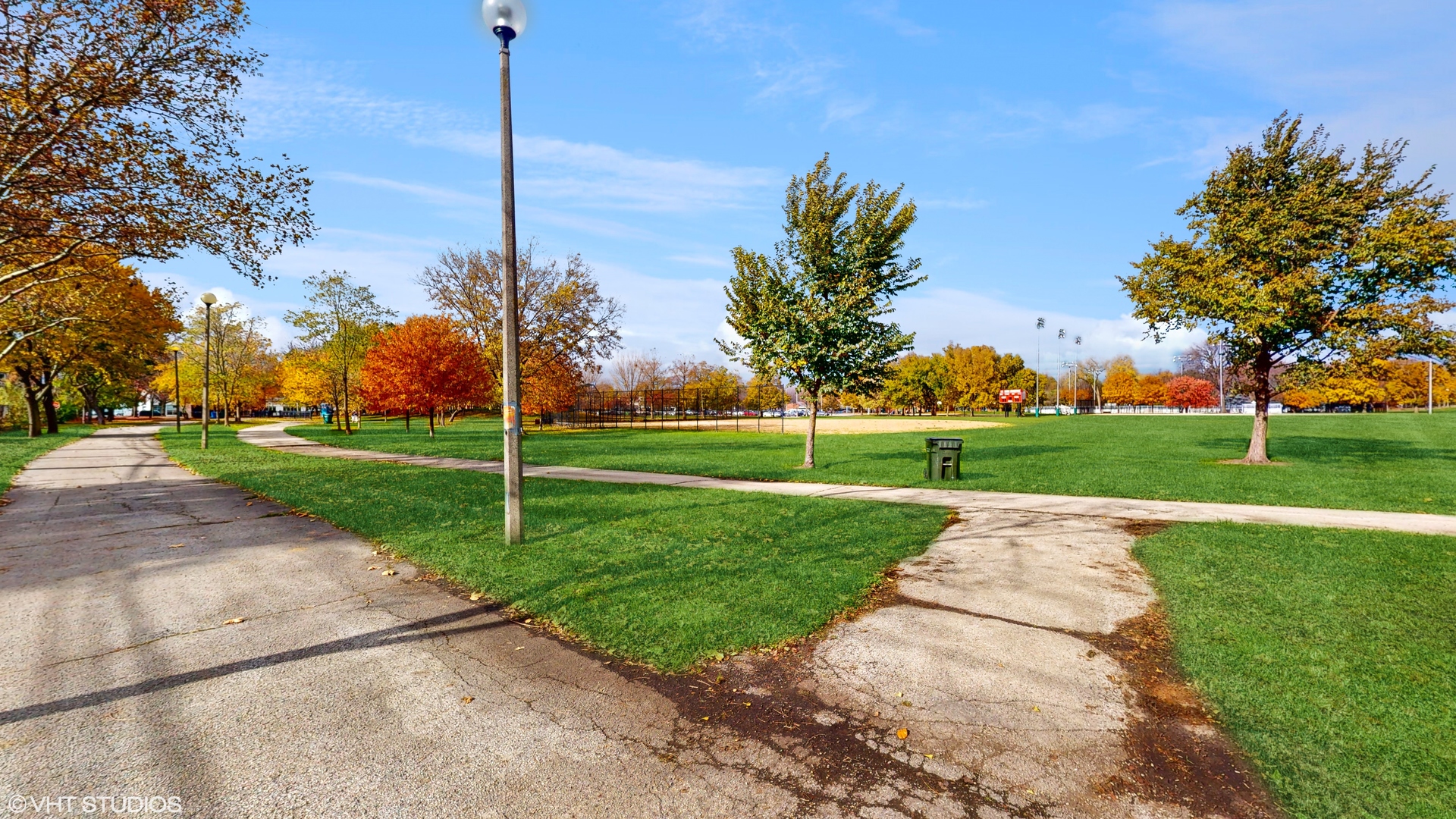 6511 N Oakley Avenue Unit: 2